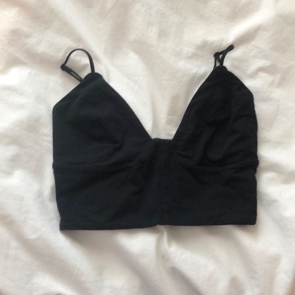 Aritzia black crop top - Picture 1 of 3